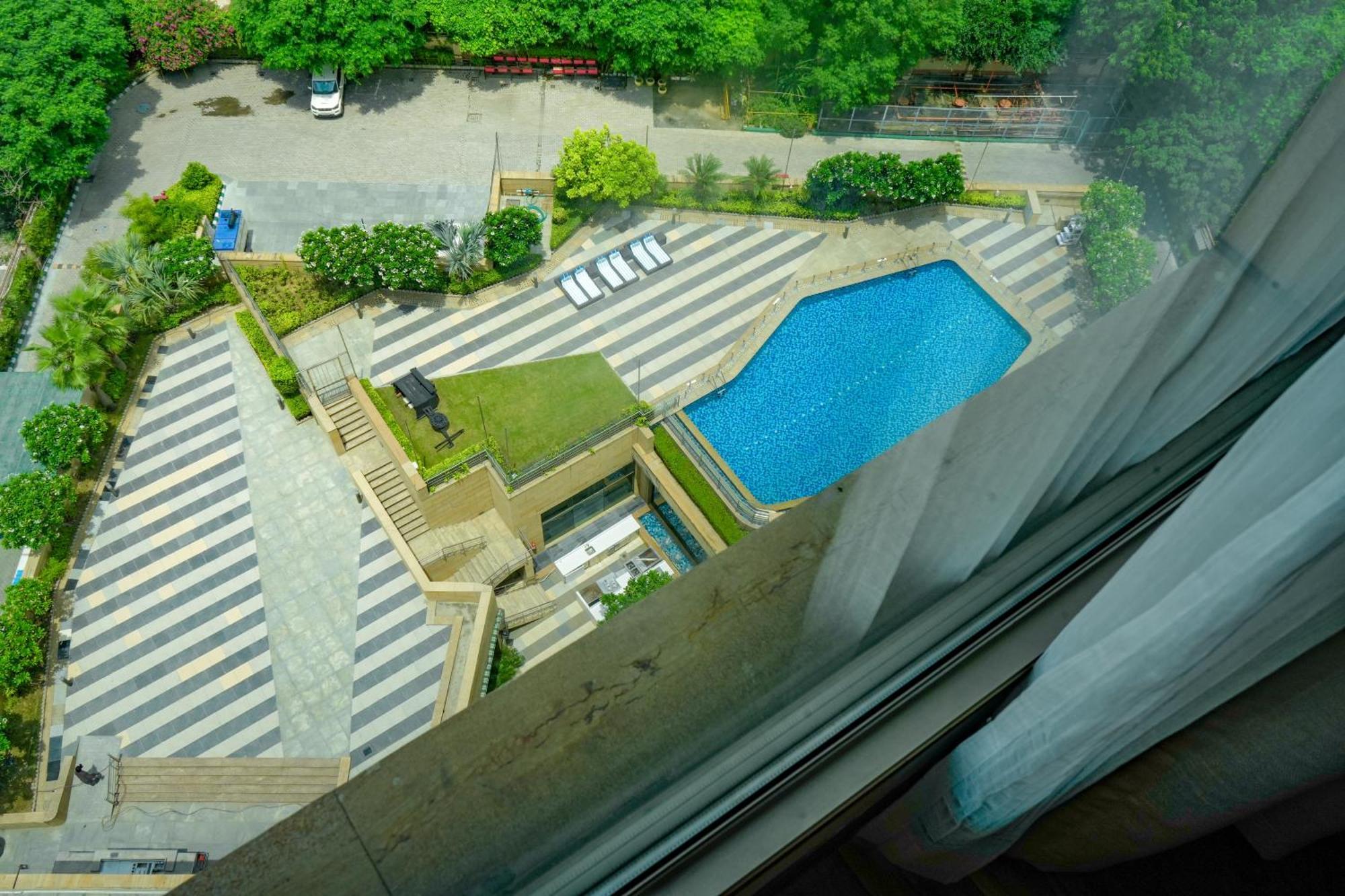 Hotel Courtyard By Marriott Gurugram Downtown Gurgaon Exterior foto